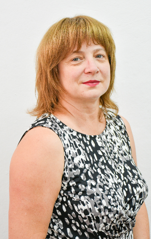 Крылова Оксана Георгиевна.